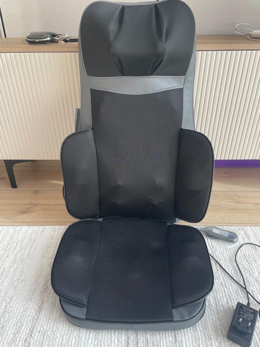 Продается массажное кресло