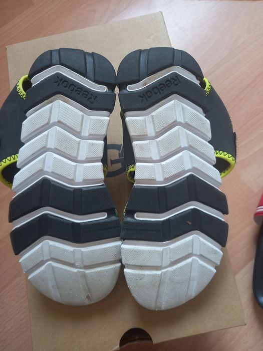 Детски сандали Reebok и Adidas и детски чехли Adidas  и  Fila
