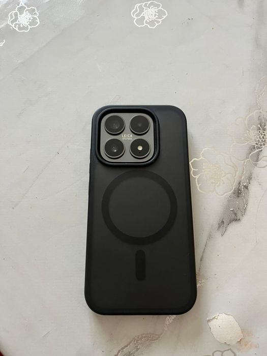 Xiaomi 17 256гб эмк 100%