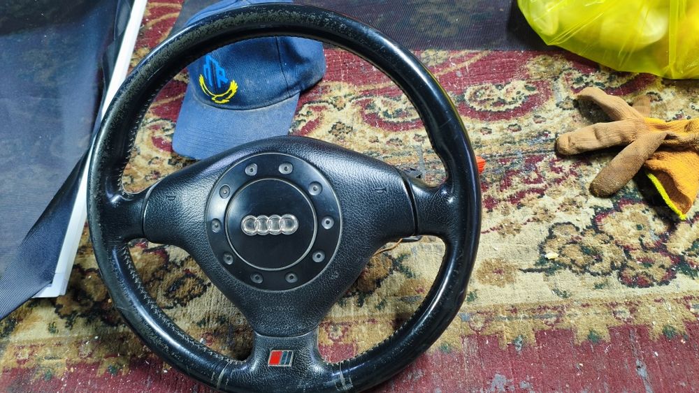 Руль Ауди 100 с4 а6
