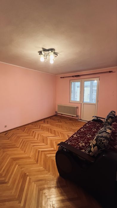 Apartament cartier Negoiu etaj 4