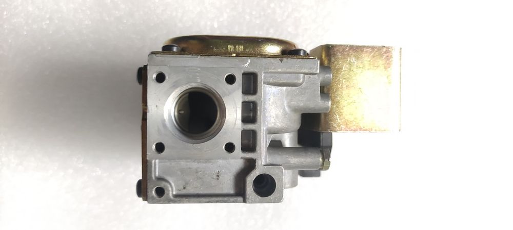 Vana gaz Tandem 830 centrala Buderus