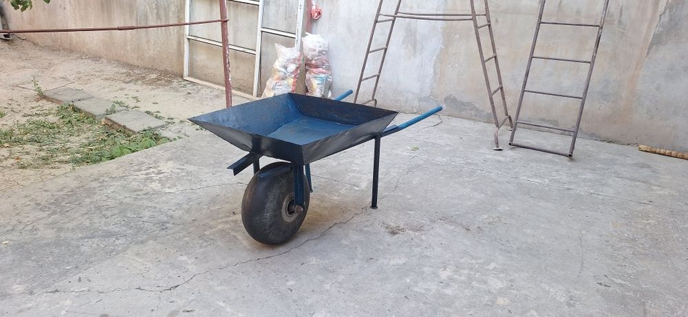 Тачка для строительства