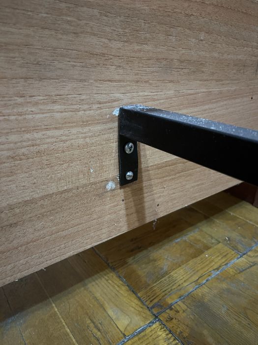 Продаю двуспальную кровать