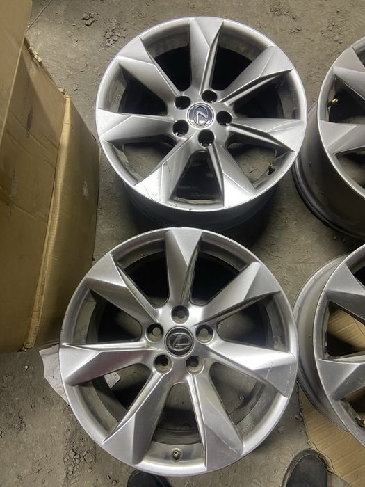 Комплект оригинальные диски Лексус NX RX R18.