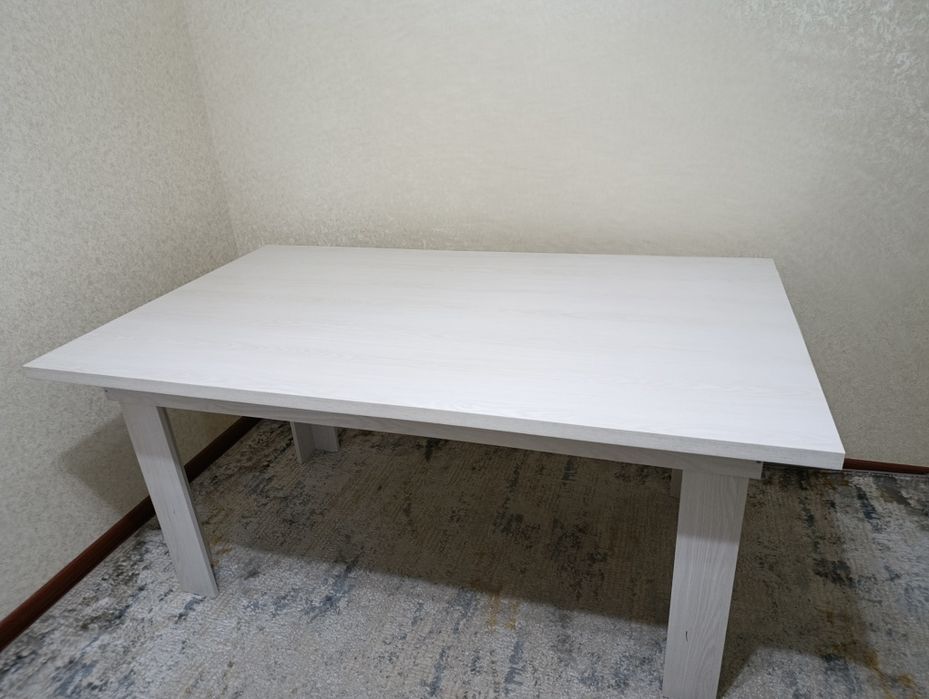 Стол гостинный  от производителя