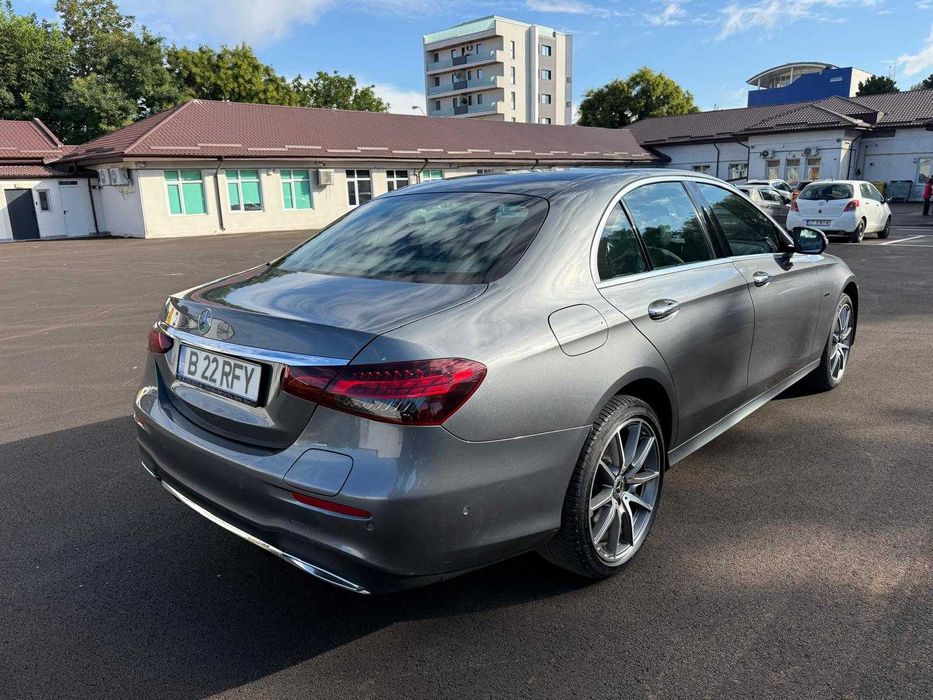 MERCEDES-BENZ E-Class 2020 — imagine 2