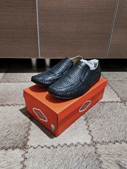 Мужские кожаные мокасины
