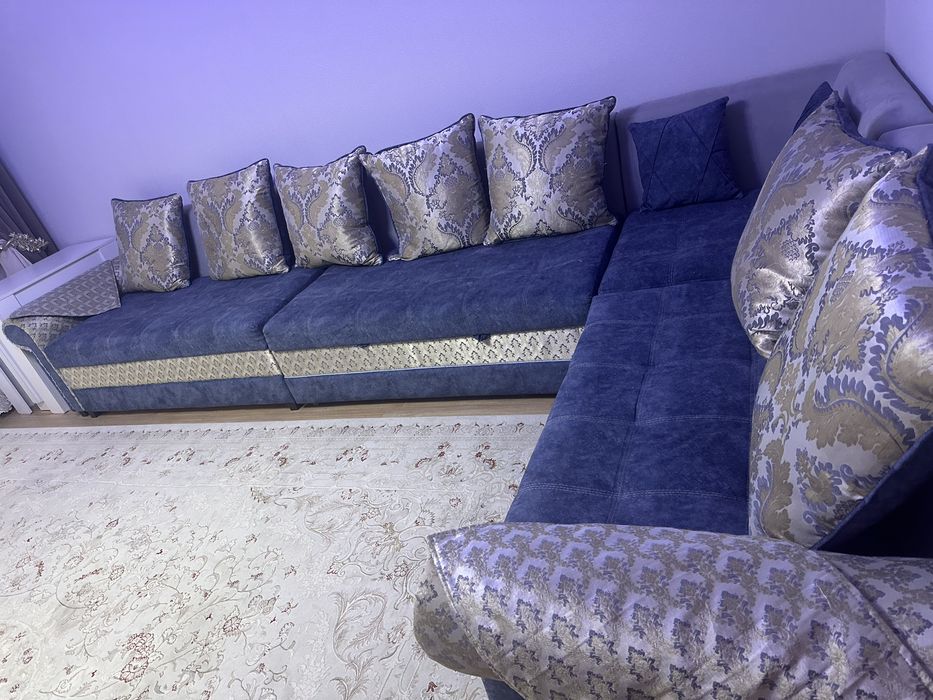 Продается угловой диван
