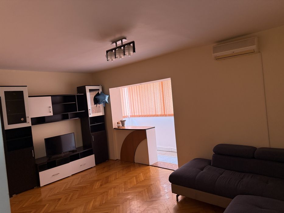 Inchiriez apartament  in Cluj Napoca,  4 Camere , Zorilor, zona Gheorghe Dima.