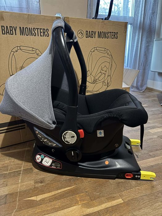 Продавам две столчета за кола Baby Monsters Luna (0–13 кг)
Столчетата