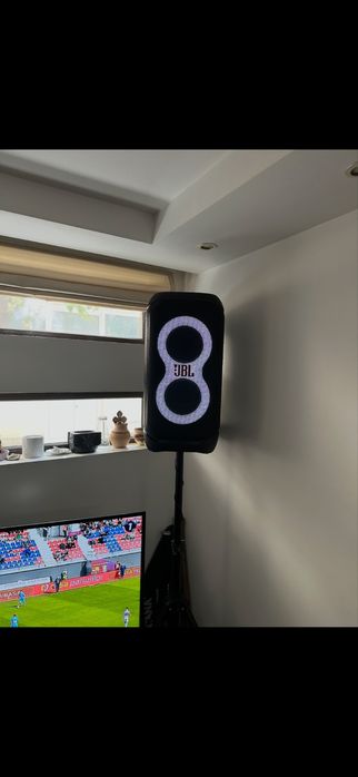 Vand boxa Jbl 320!!!!