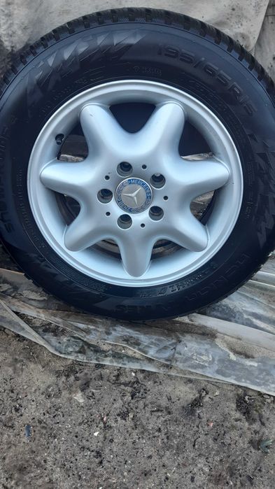 Джанти 15 за Мерцедес и  Гуми Нокиан 195/65/15 Дот 06/24