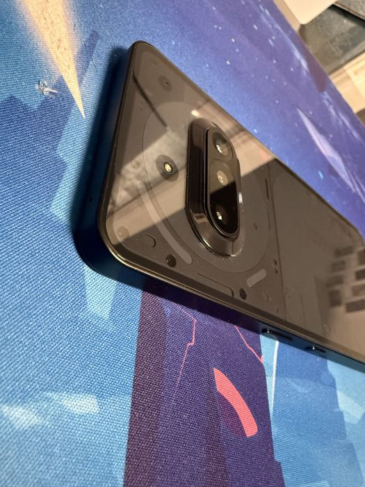 Nothing Phone 3A , 256GB , Impecabil , cu husa originala .