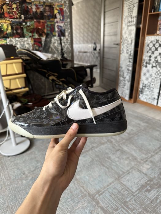 кроссовки nike book 1