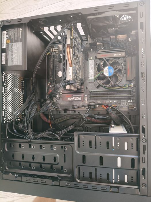 Kit gaming de buget: i7 6700k+cooler, Gigabyte Z270 gaming k3, m2 128gb cu win 10pro