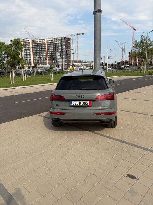 AUDI Q5 45 TFSI | Quattro | 3xS-Line | Nardo Grey | Black Optic |