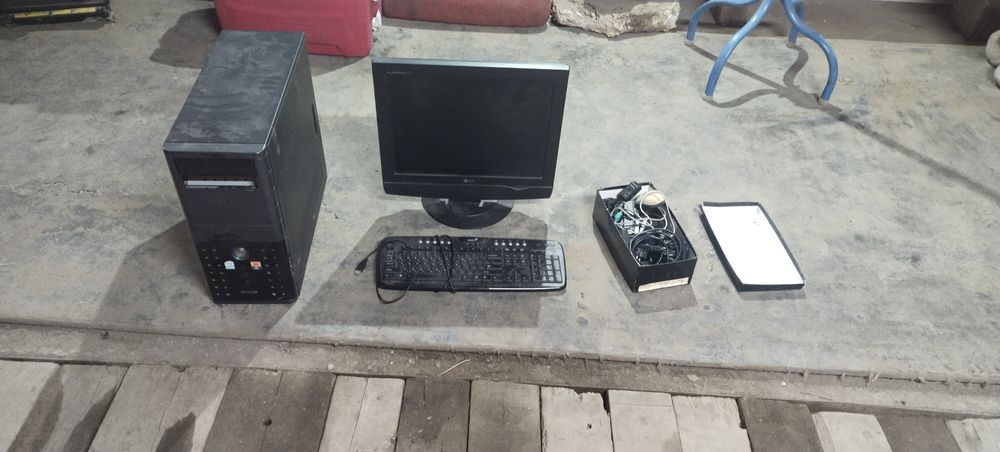 Продам компьютер старый