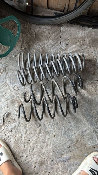 Продам пружины от приоры 2