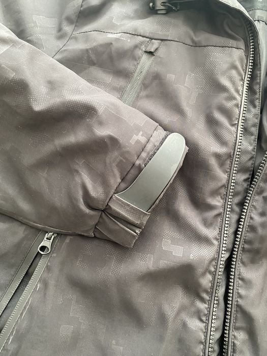 Отдам куртку за 5000