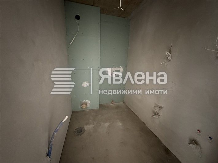 Продава се Четиристаен апартамент в София, Кръстова вада - 139 кв.м за 3022 €/кв.м - Снимка #7