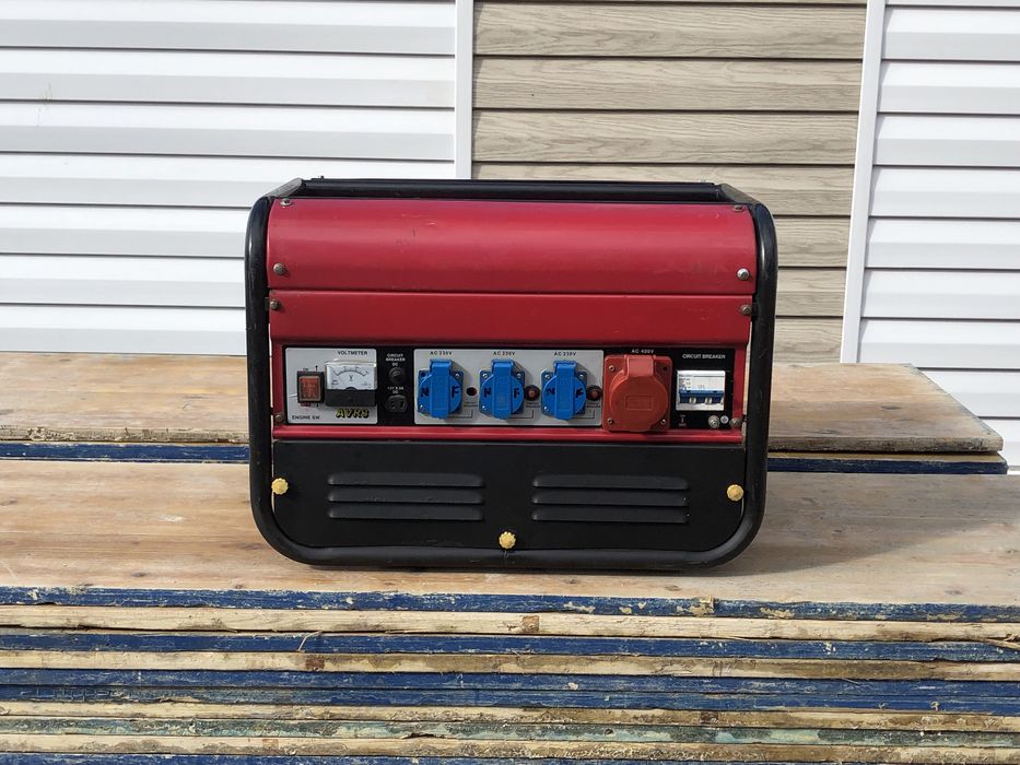 Inchiriez Mai Compactor  Picamer Betoniera Vibrator Generator Laser