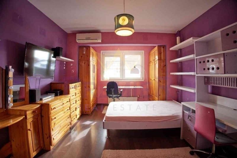 3-стаен в София-Център площ 85 цена 290000