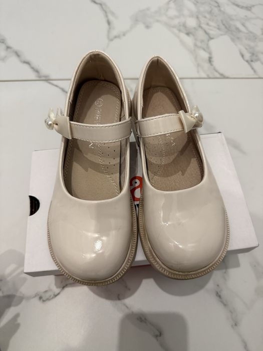 Детски официални обувки 34