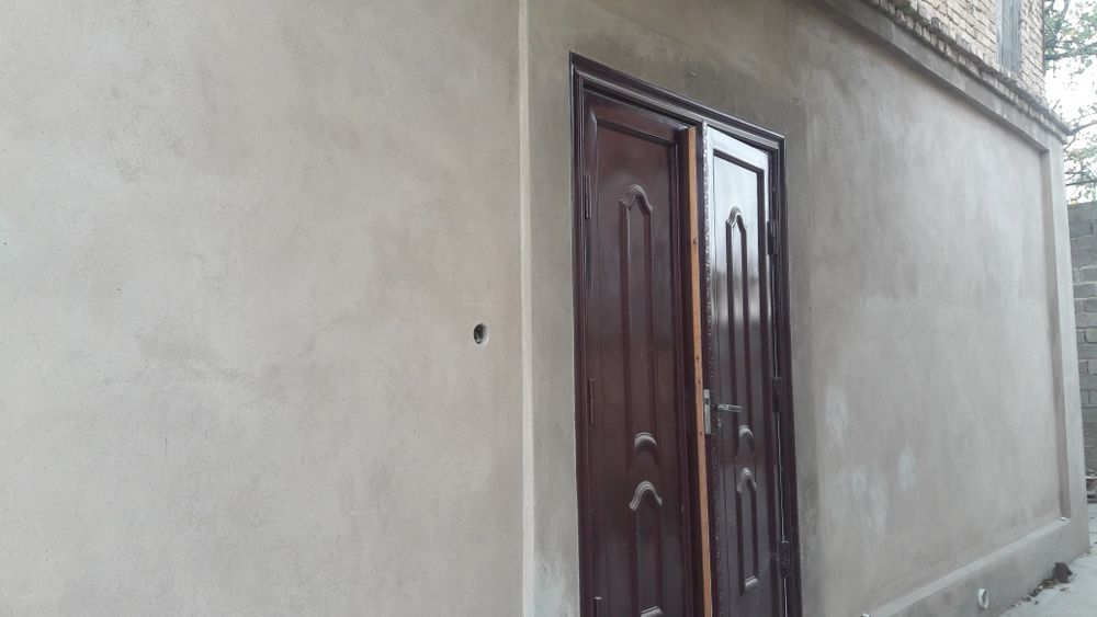 Продаётся  частный сектор. Площадь уч4сотки,жилая площадь.120кв.м.