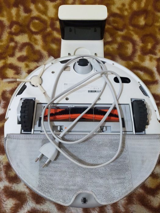 Продаю робат пылесос