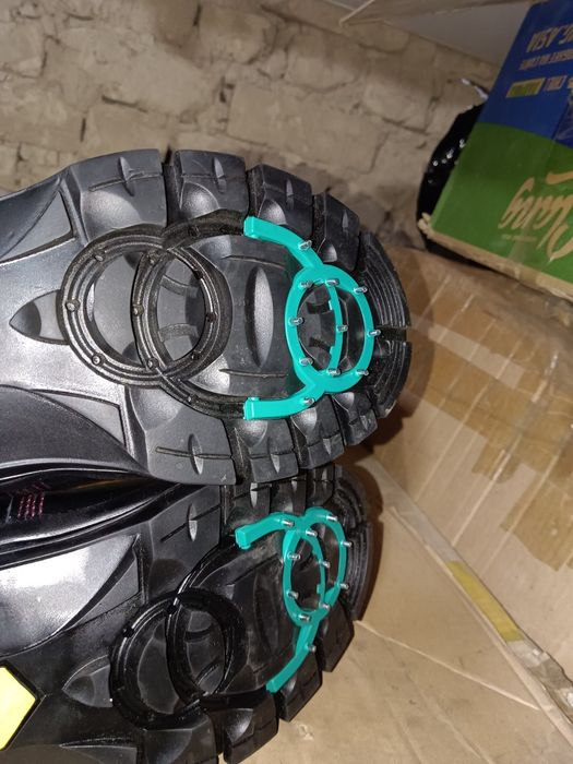 Продам отличные боты