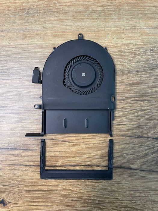 Ventilator MacBook Pro 13″ Retina