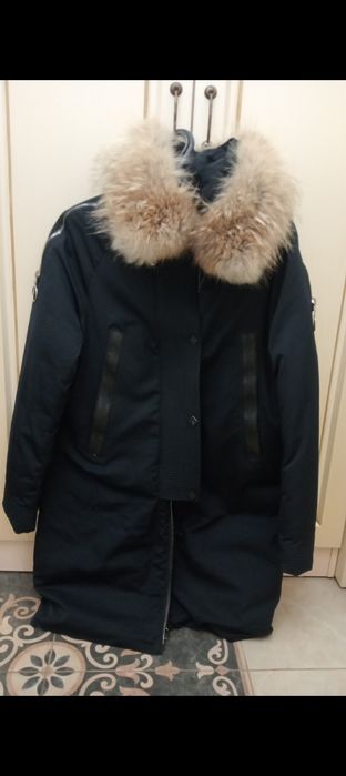 Парки куртки верхние вещи