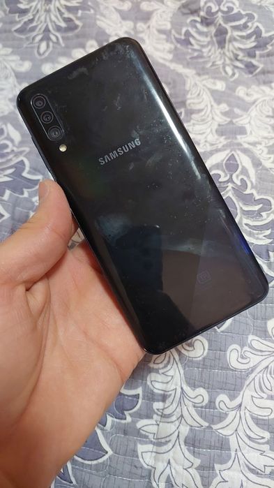 Samsung a30s 32тали идеал  сотилади