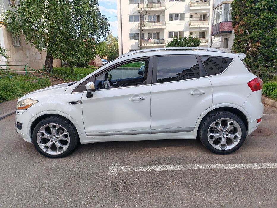 Ford Kuga Individual