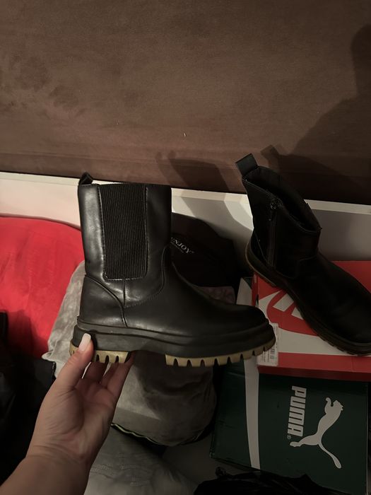 Продам обувь Zara