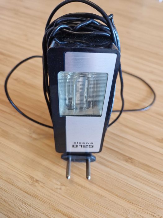 Фотографска светкавица Elgawa B125