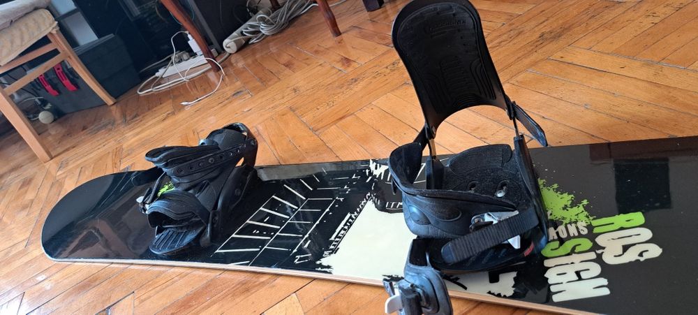 Сноуборд с ботинками 160