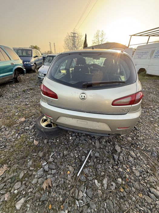 На части Алфа 147 3 бр дизел