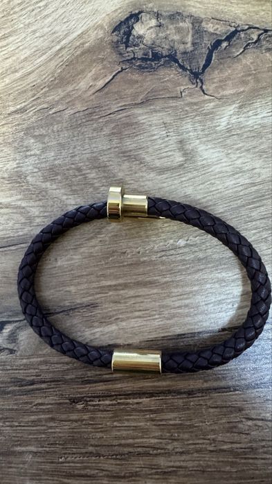 Мъжки стилни гривни