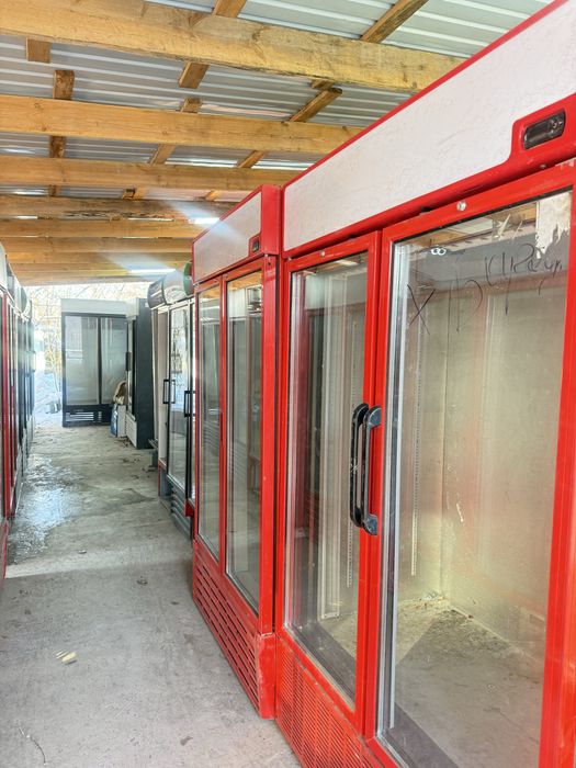 Витринные холодильники