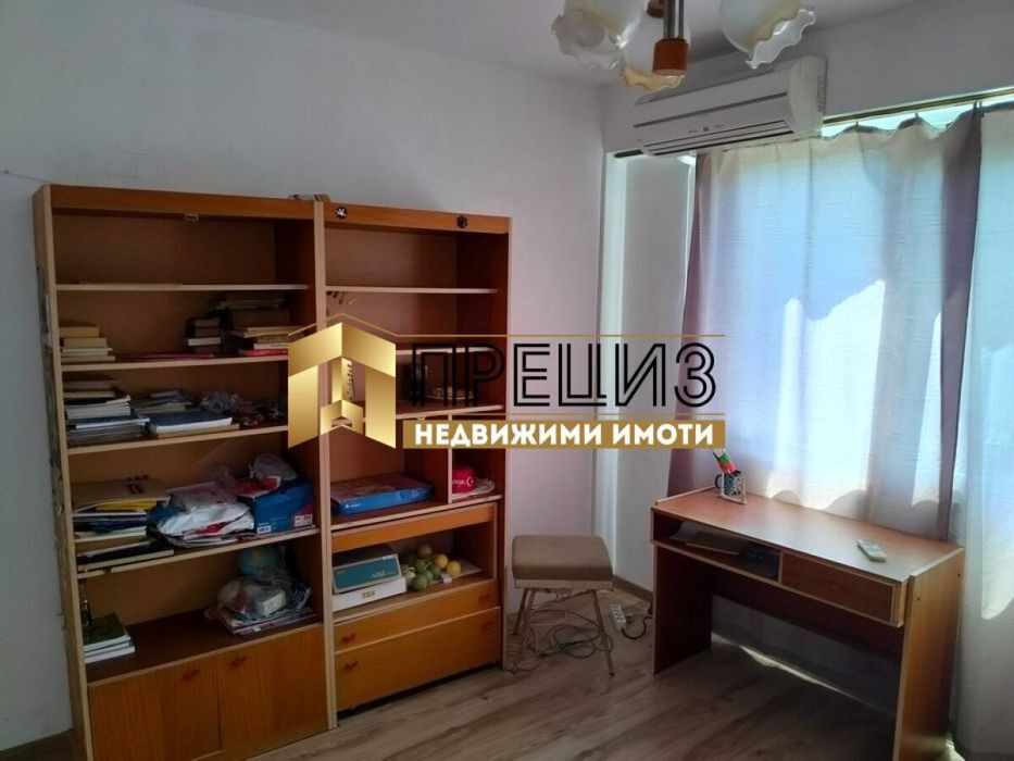 Продажба 2-стаен гр. Шумен - Тракия 56m²