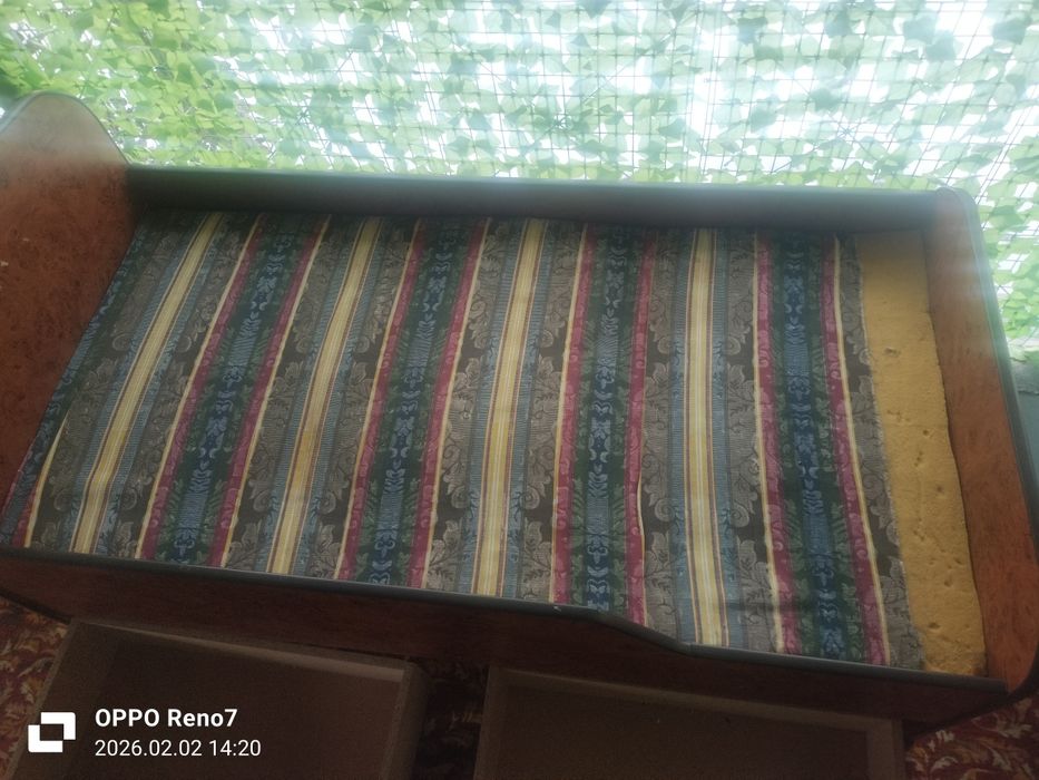 Кровать с матрасом