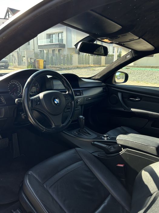 Vand BMW E92 320d automat