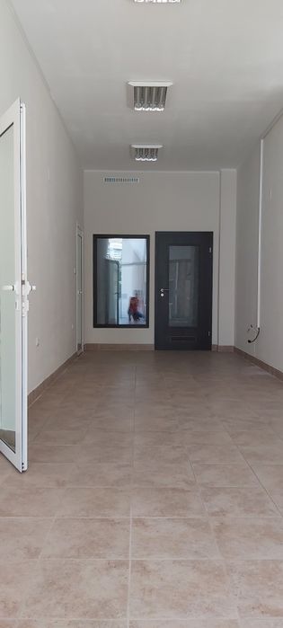 Дава се под наем Магазин в Стара Загора, Център - 54 кв.м за 280.5 € - Снимка #1