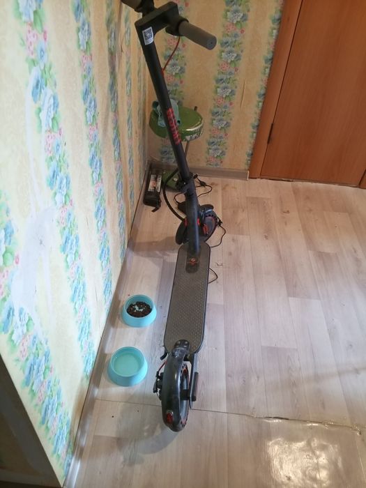 Электросамокат продам