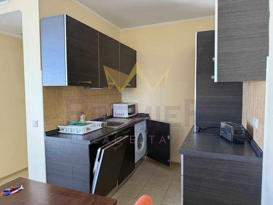 Продава се Тристаен апартамент в Поморие - 127 кв.м за 646 €/кв.м - Снимка #7