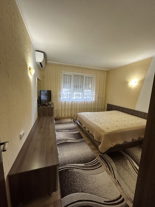 Дава се под наем Тристаен апартамент в Пазарджик, Идеален център - 100 кв.м за 280.5 € - Снимка #6