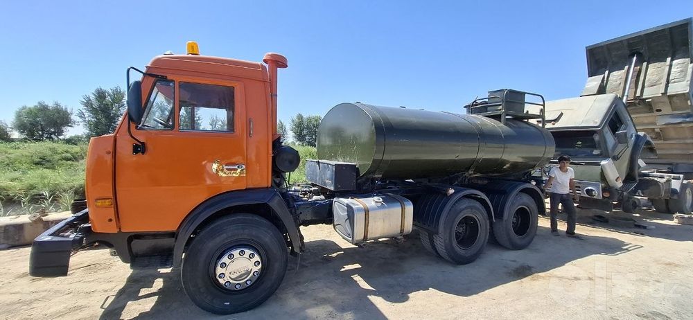 Kamaz 6606 benzavoz