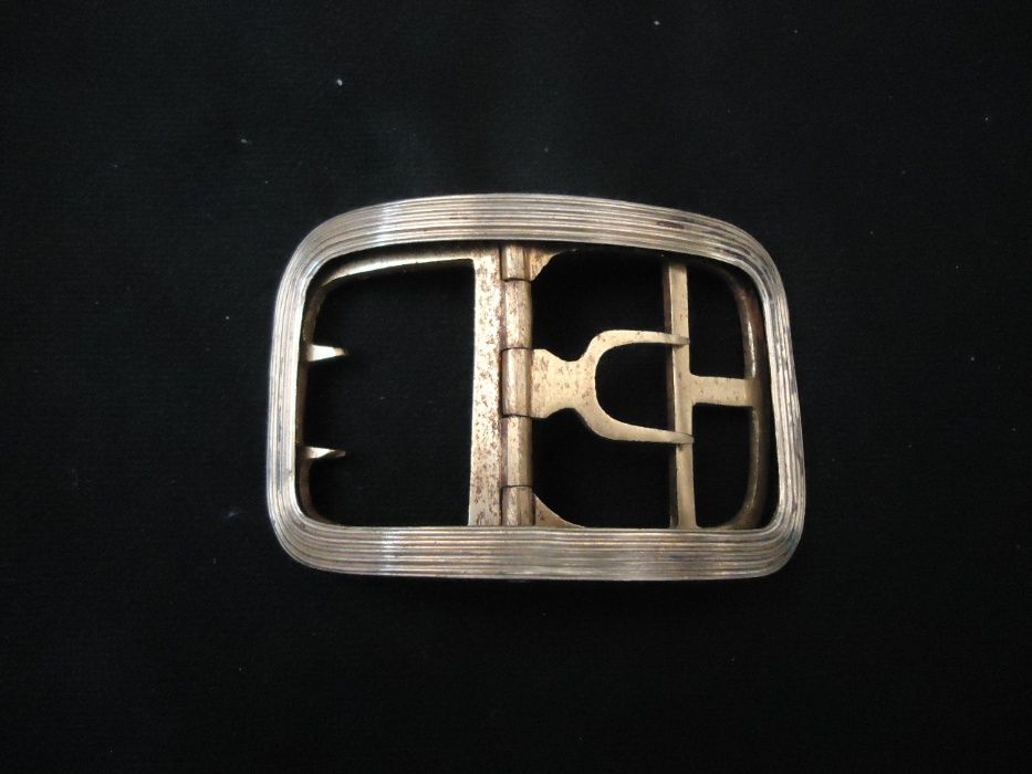 Много стара антикварна френска сребърна катарама с позлата